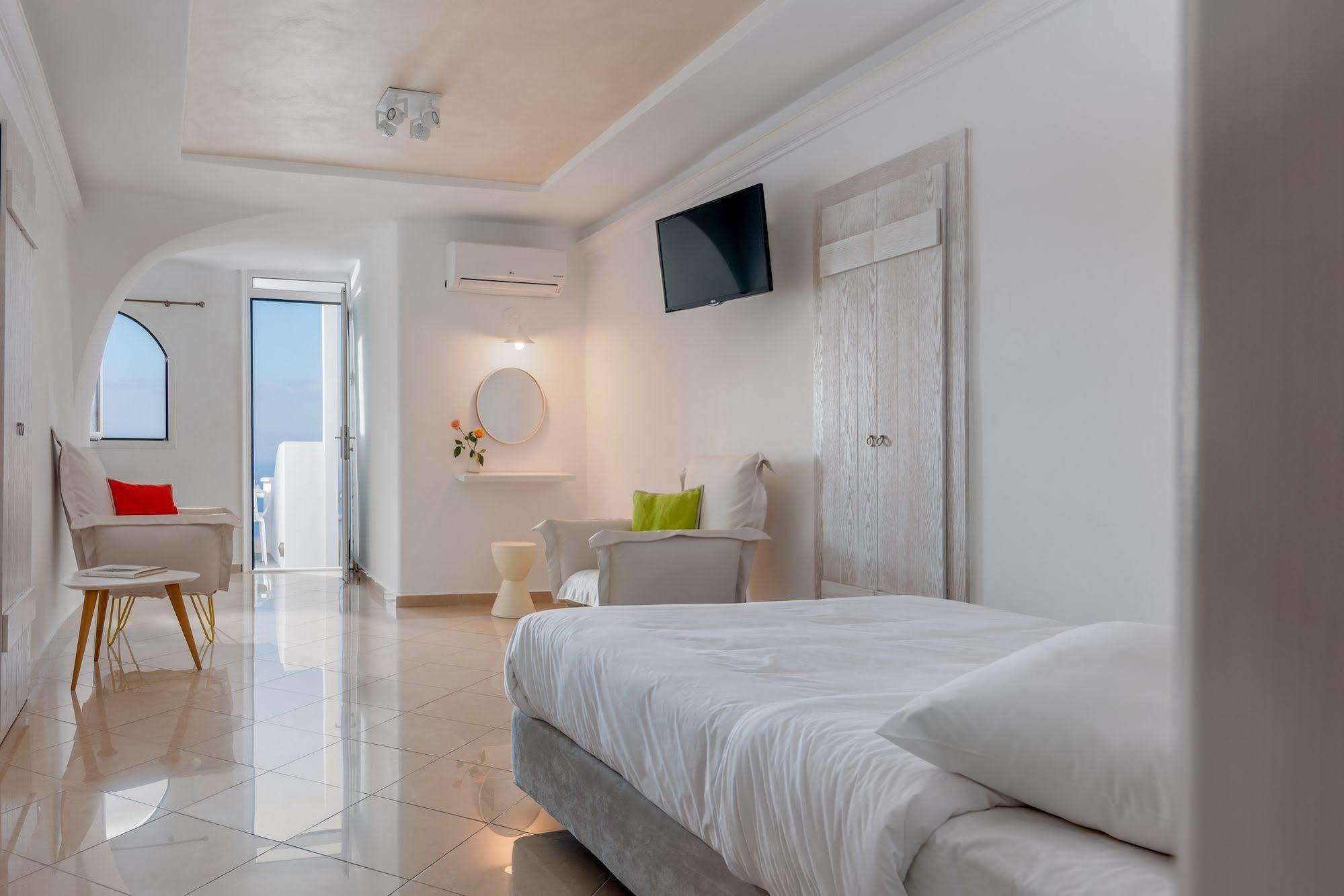 Keti Hotel Тира Экстерьер фото